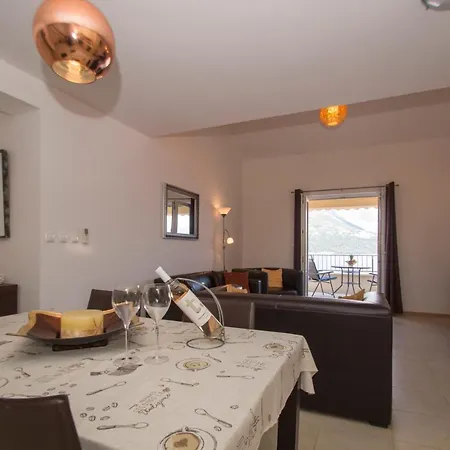 Oasis Blue 아파트 코츌라